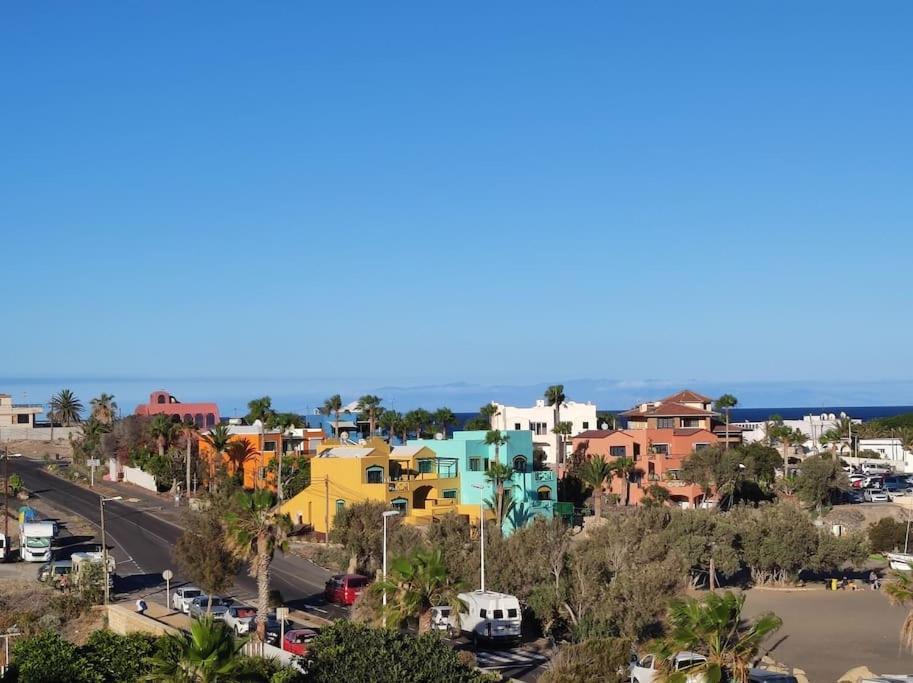 El Medano Beachfront Triplex Penthouse With Pool, Rooftop, Sea View Exteriér fotografie