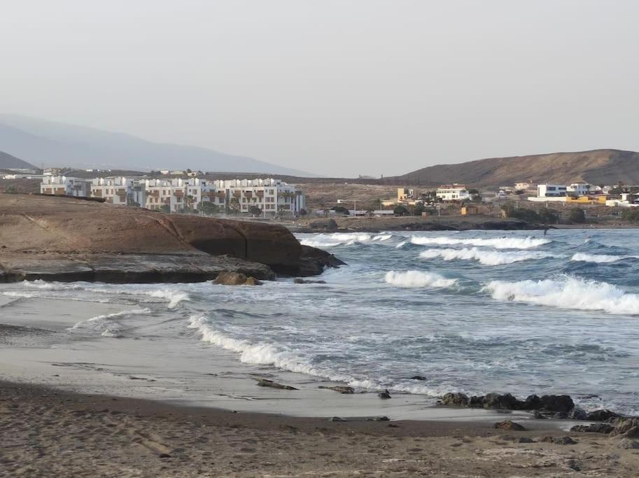 El Medano Beachfront Triplex Penthouse With Pool, Rooftop, Sea View Exteriér fotografie