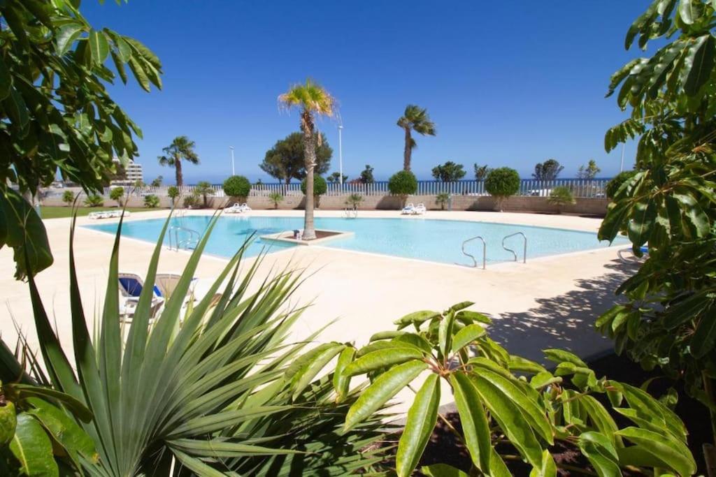 El Medano Beachfront Triplex Penthouse With Pool, Rooftop, Sea View Exteriér fotografie